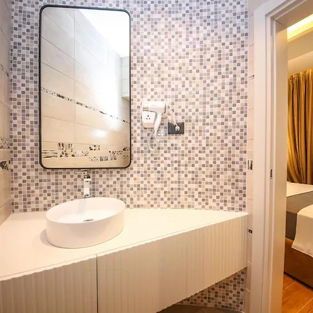 Hotel Comfort Boutique 4*