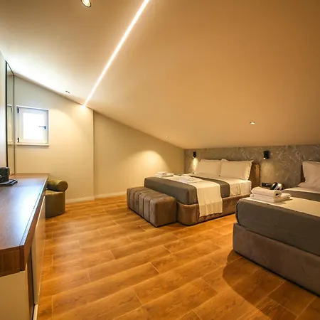 Comfort Boutique Hotel 4*