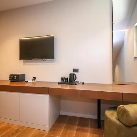 Comfort Boutique Hotel Tirana