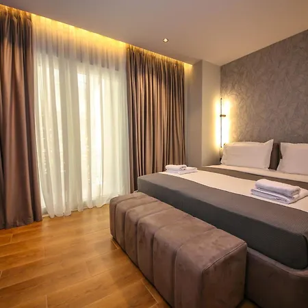 Comfort Boutique Hotel 4*