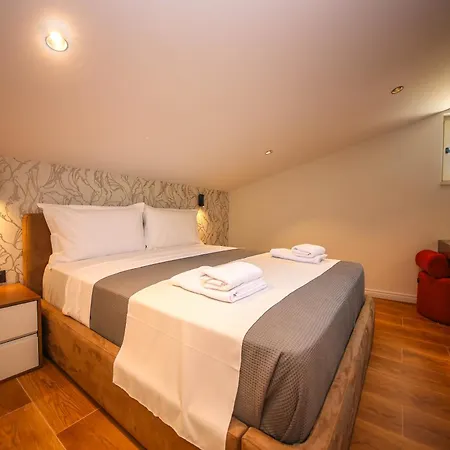 Comfort Boutique Hotel Tirana